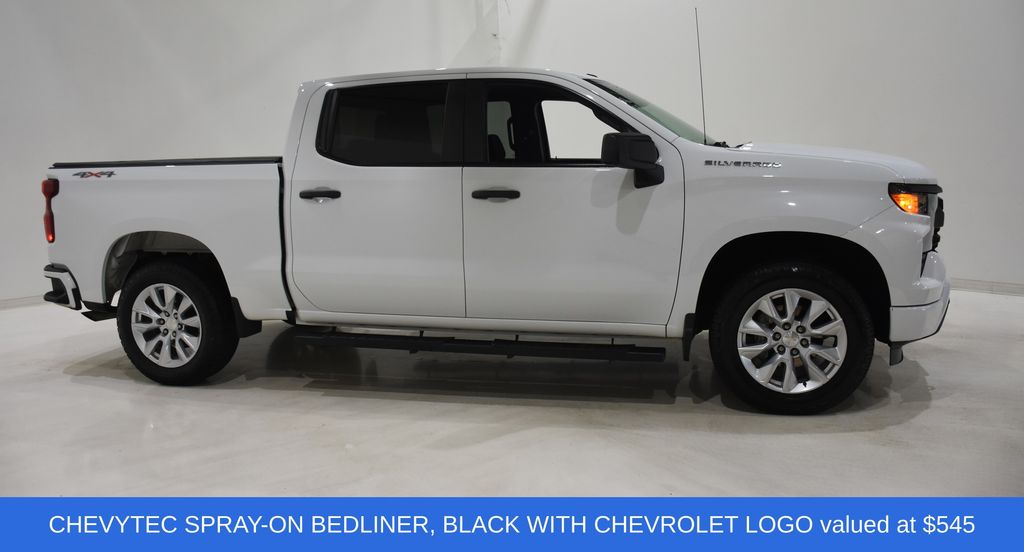 View vehicle photo 3