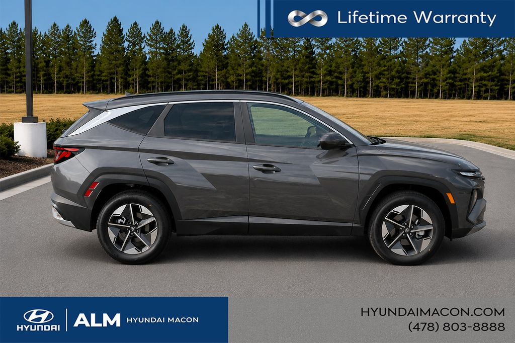 New 2026 Gray Hyundai SEL FWD image 5