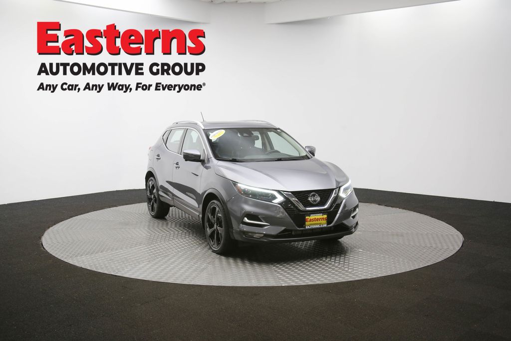 Used 2020 Gray Nissan SL image 53