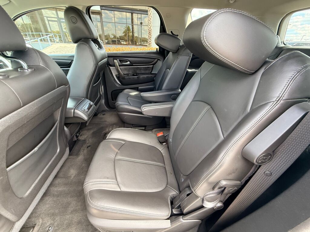 Thumbnail: 2017 GMC Acadia - 18