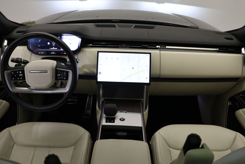 Thumbnail: 2024 Land Rover Range Rover - 16