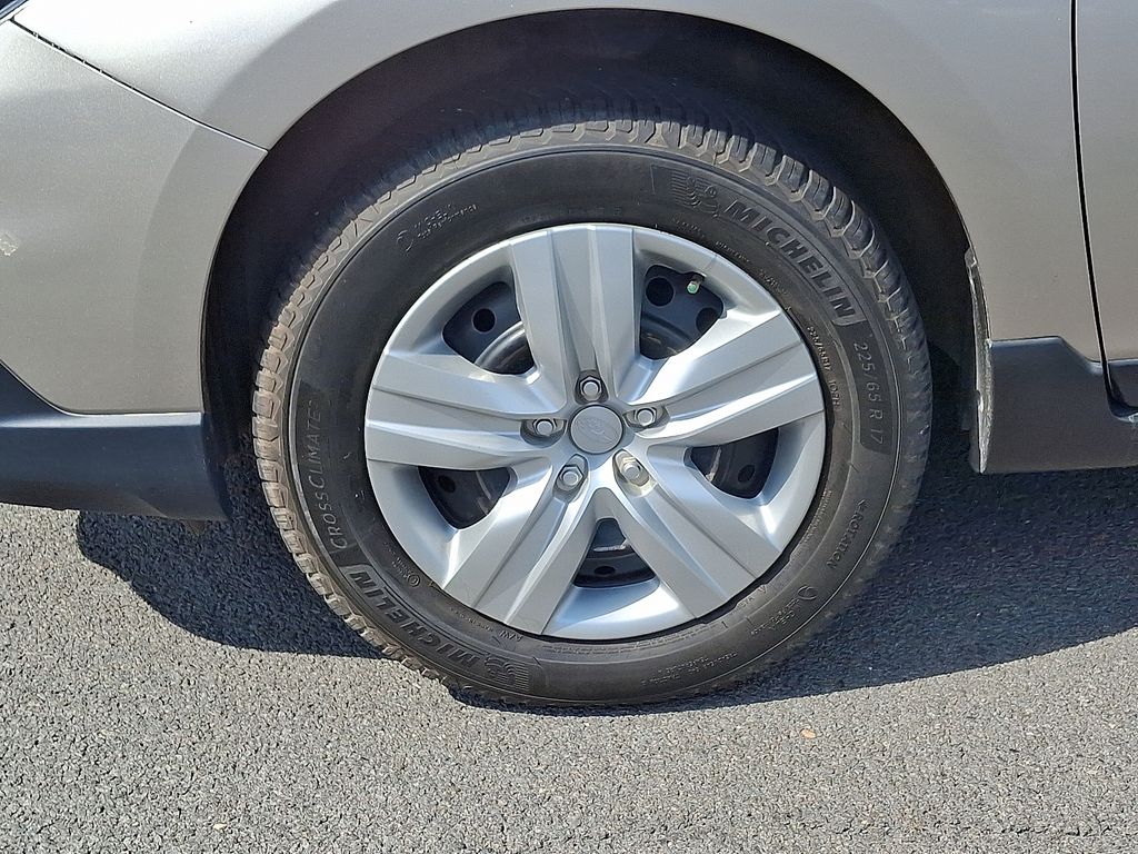Thumbnail: 2015 Subaru Outback - 8