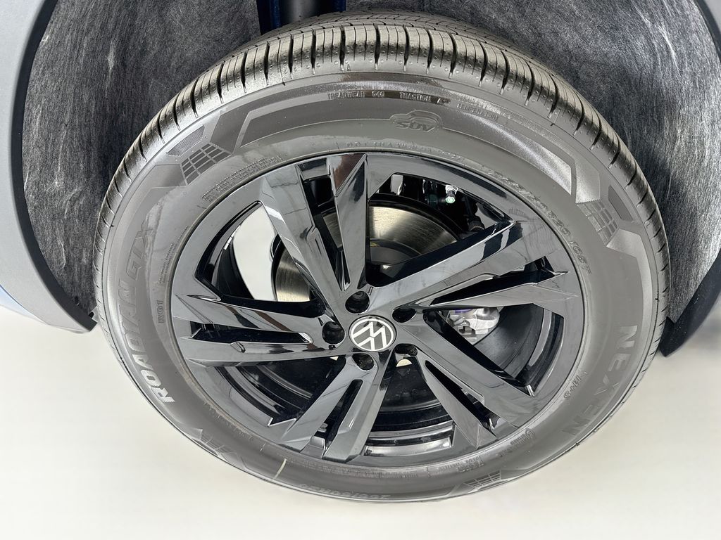 Thumbnail: 2026 Volkswagen Atlas - 32