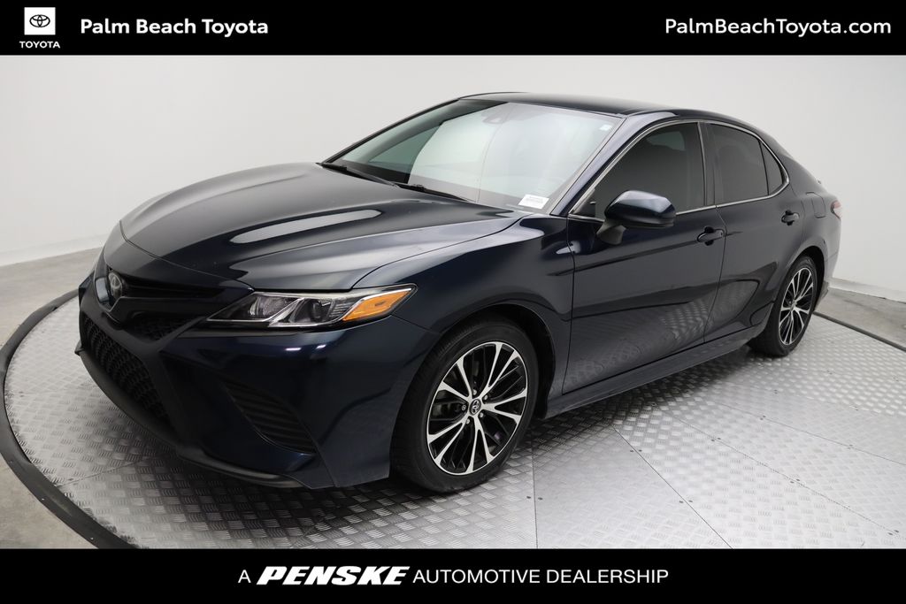 2019 Toyota Camry SE -
                West Palm Beach, FL