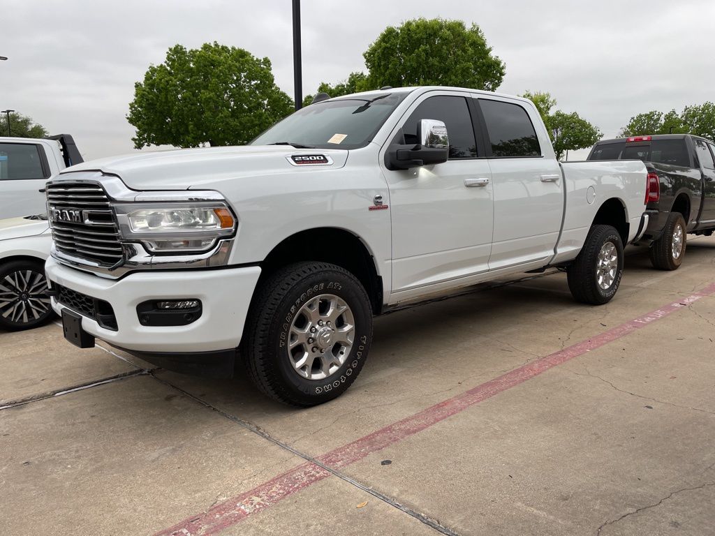 2024 RAM 2500 Laramie Crew Cab 4WD