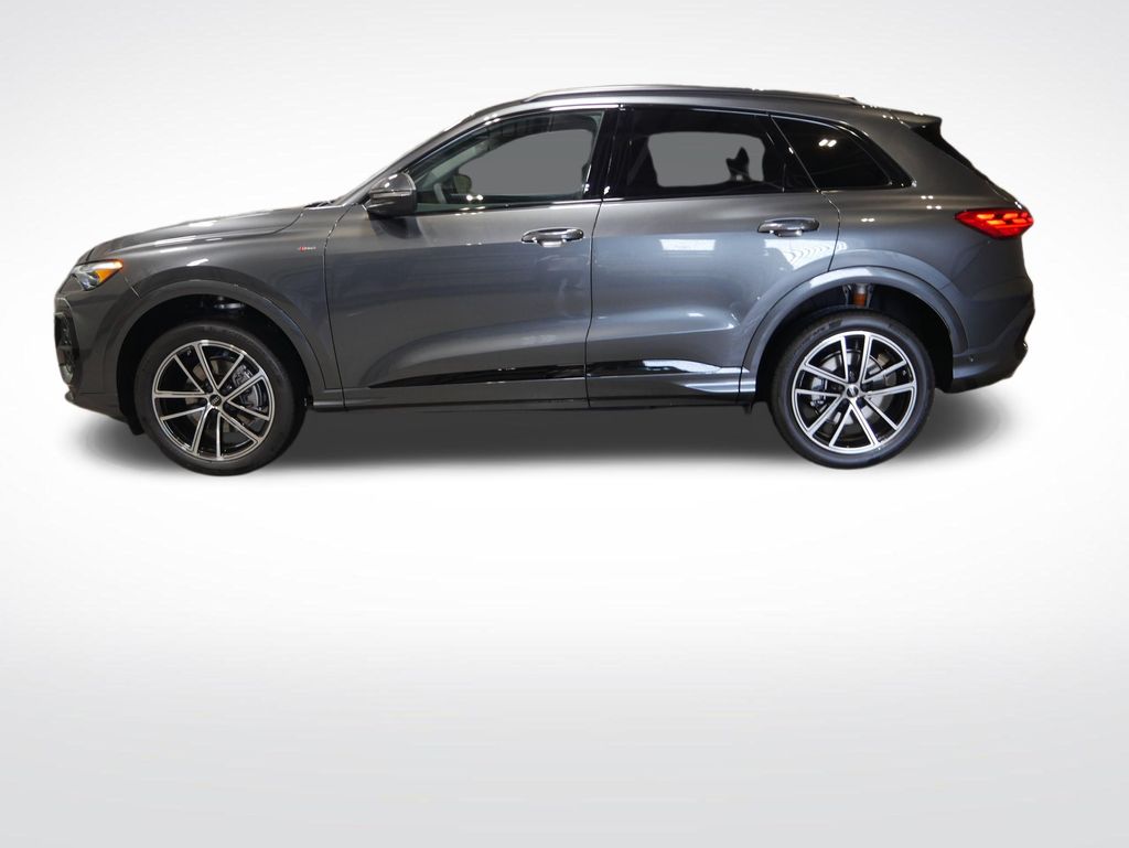 Thumbnail: 2026 Audi Q5 - 2