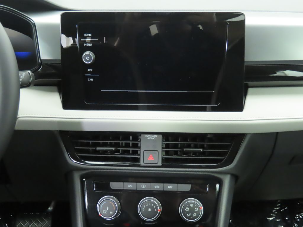 Thumbnail: 2025 Volkswagen Taos - 14