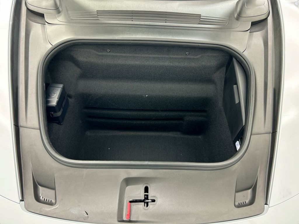 Thumbnail: 2026 Porsche 911 - 28