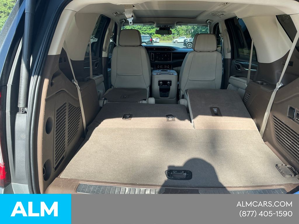 Used 2023 Silver GMC Denali image 8
