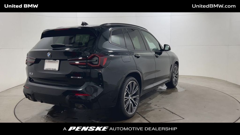 Thumbnail: 2024 BMW X3 - 8