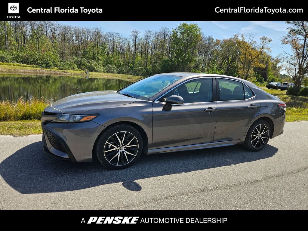 2023 Toyota Camry SE -
                Orlando, FL