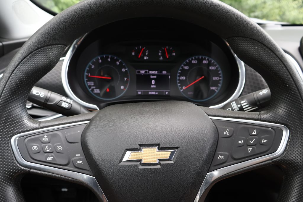 Thumbnail: 2019 Chevrolet Malibu - 30
