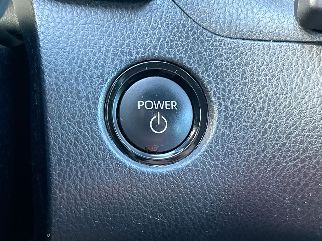Thumbnail: 2026 Toyota Camry - 19