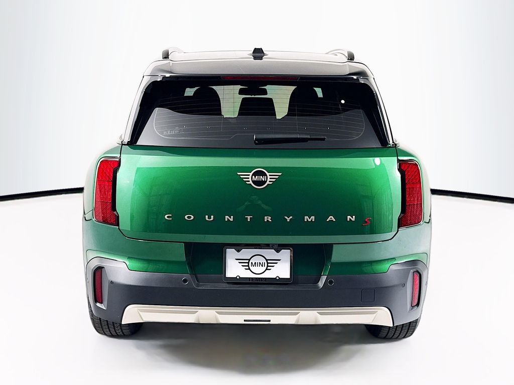Thumbnail: 2027 MINI Cooper Countryman - 6