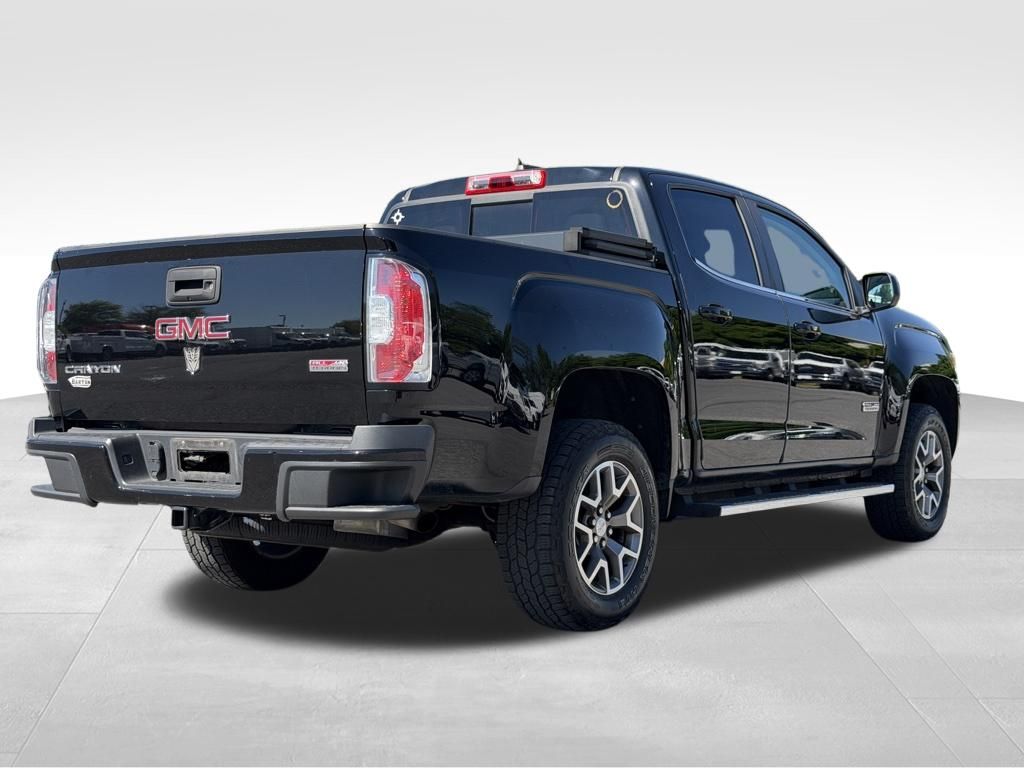 2017 GMC Canyon SLE