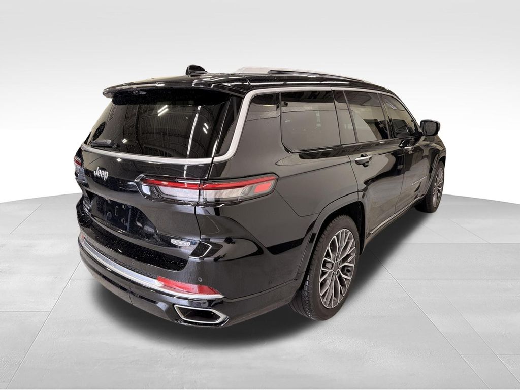 Thumbnail: 2022 Jeep Grand Cherokee L - 7
