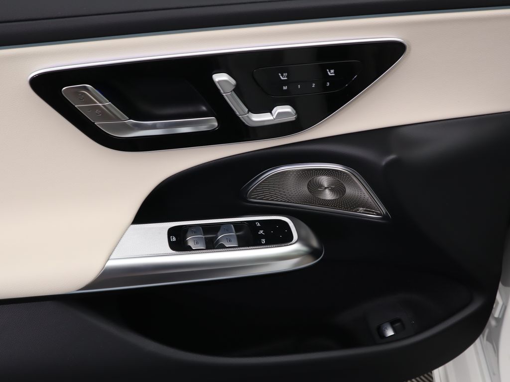 2025 Mercedes-Benz E-Class E 350 25