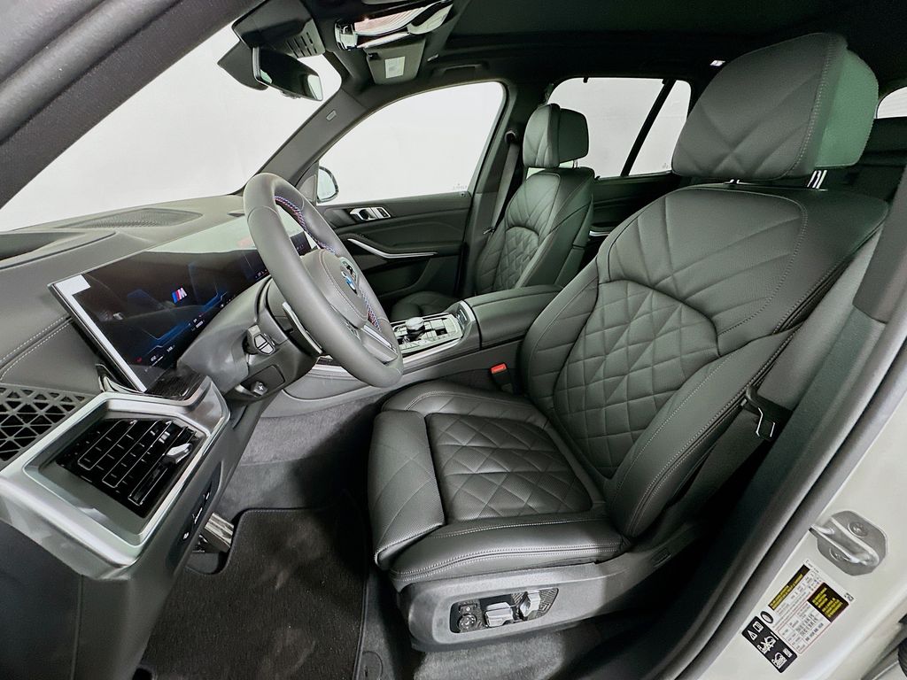 2026 BMW X5 M60i 16