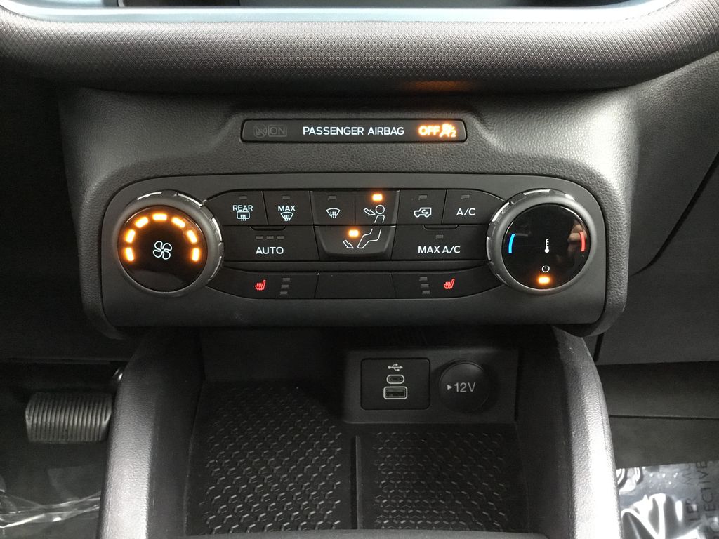 Thumbnail: 2023 Ford Bronco Sport - 24