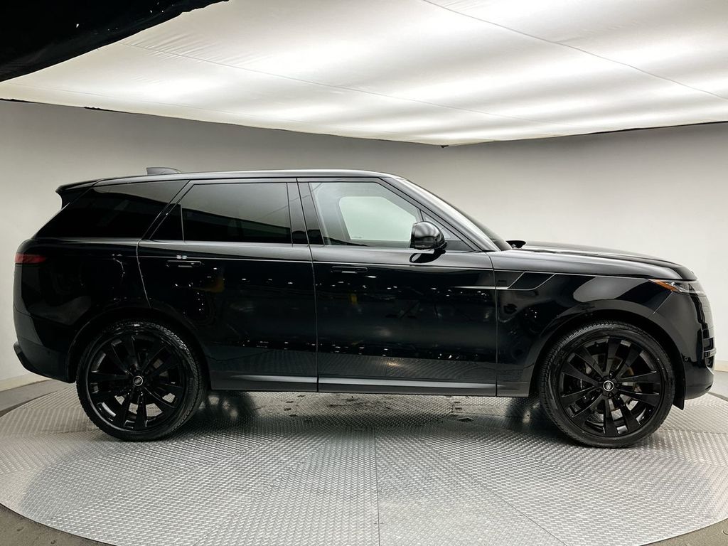 Thumbnail: 2023 Land Rover Range Rover Sport - 14