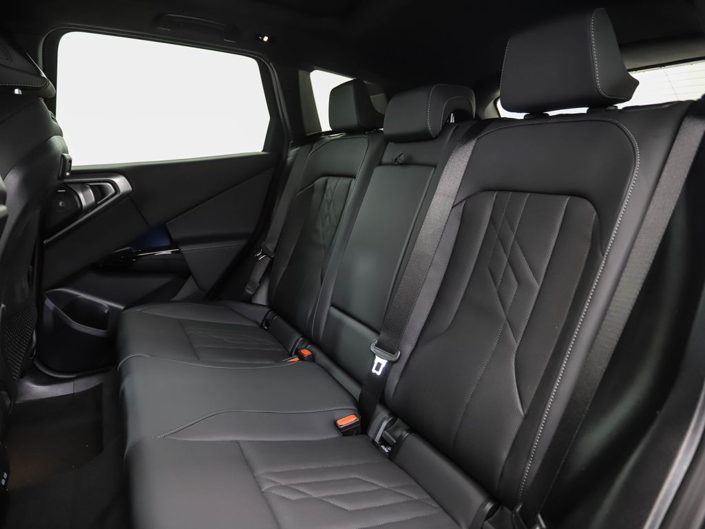 Thumbnail: 2026 BMW X3 - 22