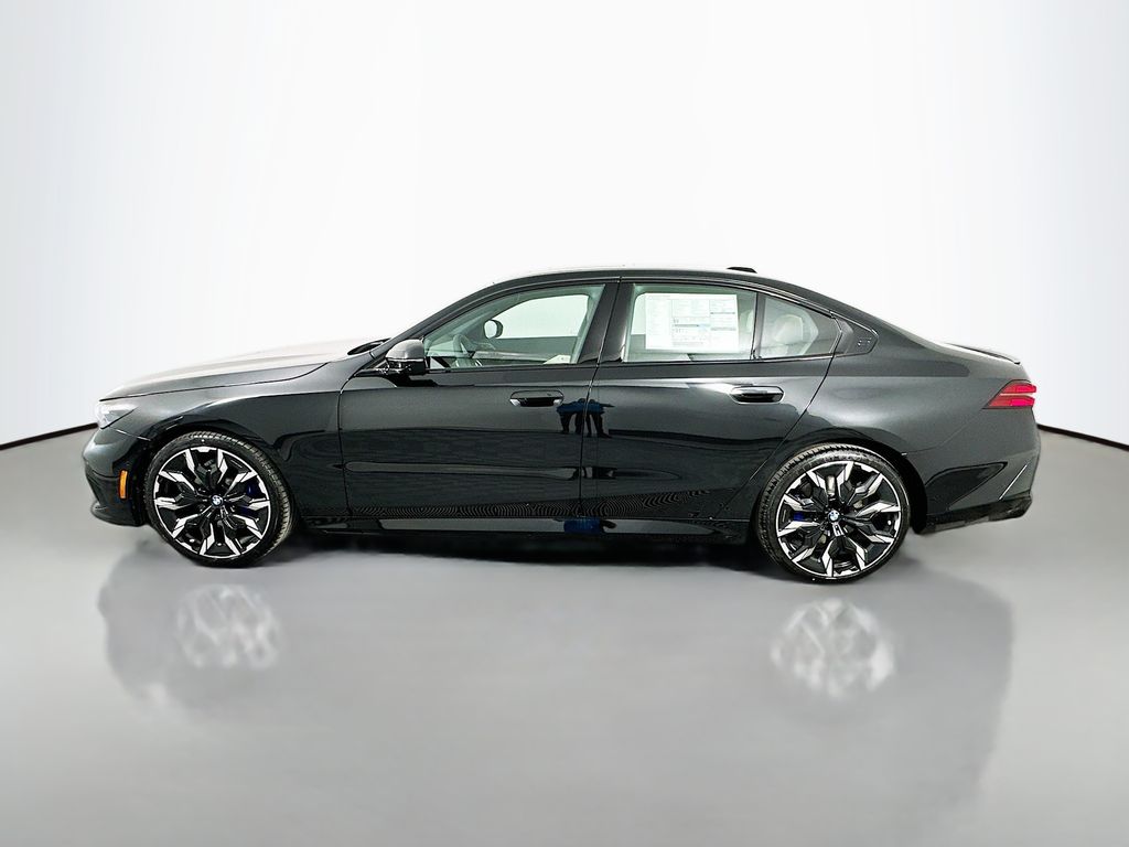 Thumbnail: 2026 BMW 5 Series - 8