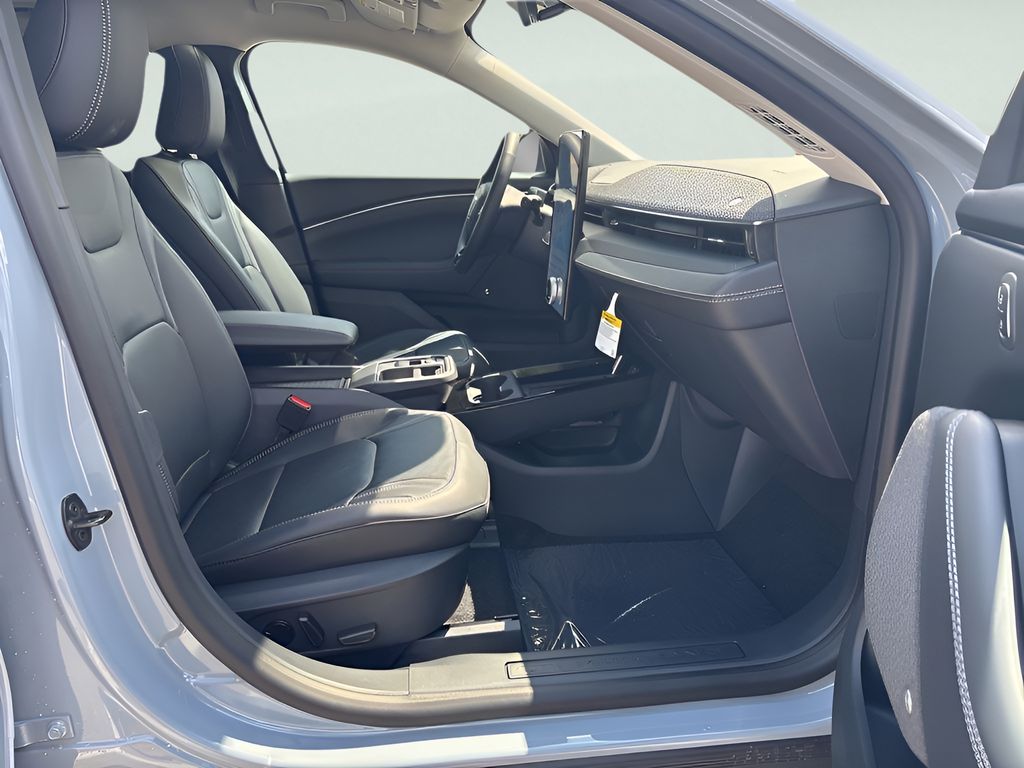 2025 Ford Mustang Mach-E
