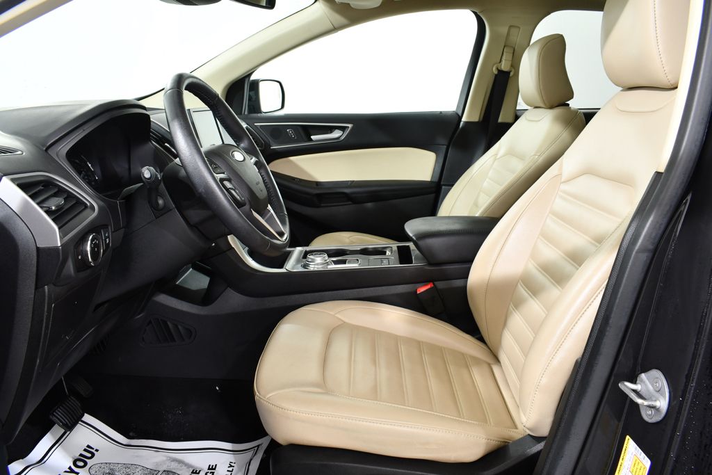 Used 2023 Black Ford SEL image 6