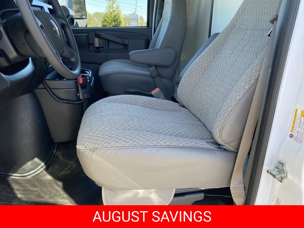 New 2025 Chevrolet Express 3500 Coupe