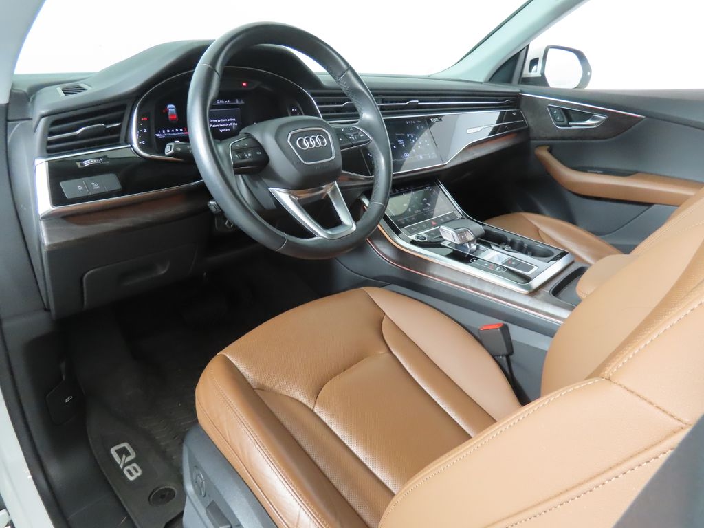 Thumbnail: 2022 Audi Q8 - 27