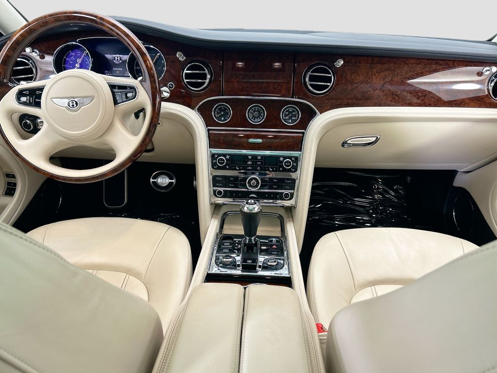 Thumbnail: 2016 Bentley Mulsanne - 14