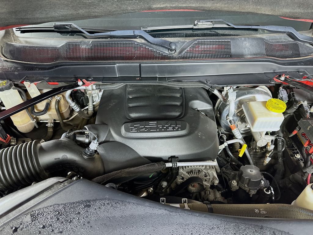 Used 2020 Red Ram Laramie image 33