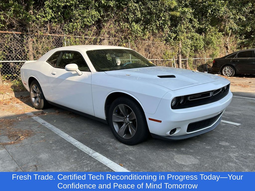 White Knuckle Clearcoat 2019 Dodge Challenger Coupe Rear-Wheel Drive 8-Speed Automatic