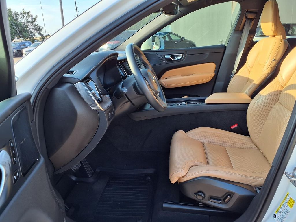 2021 Volvo XC60 T5 Inscription White at DeMontrond Auto Country