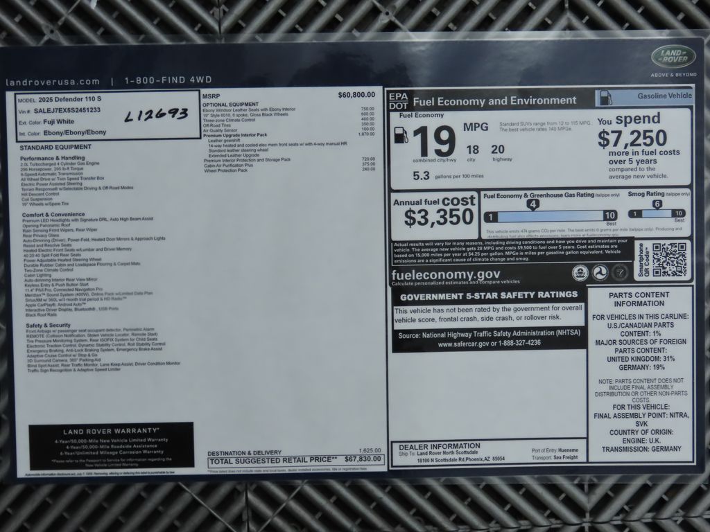 Thumbnail: 2025 Land Rover Defender - 9