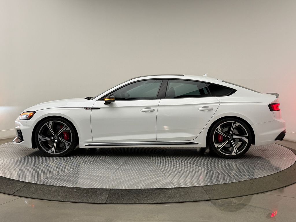 Thumbnail: 2019 Audi RS 5 - 5