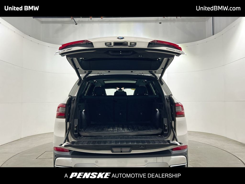 Thumbnail: 2021 BMW X5 - 22