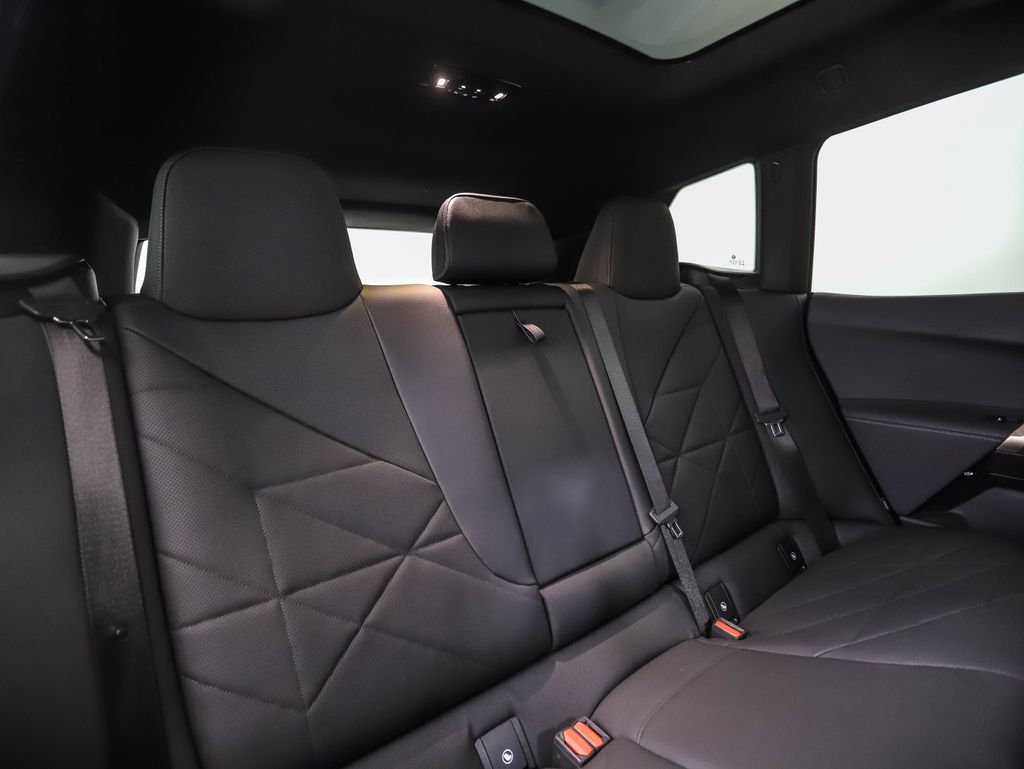 Thumbnail: 2023 BMW iX - 28