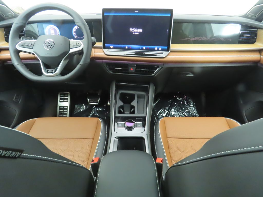 Thumbnail: 2025 Volkswagen Tiguan - 14