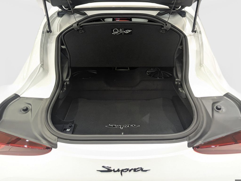 2026 Toyota Supra Premium - Photo 10