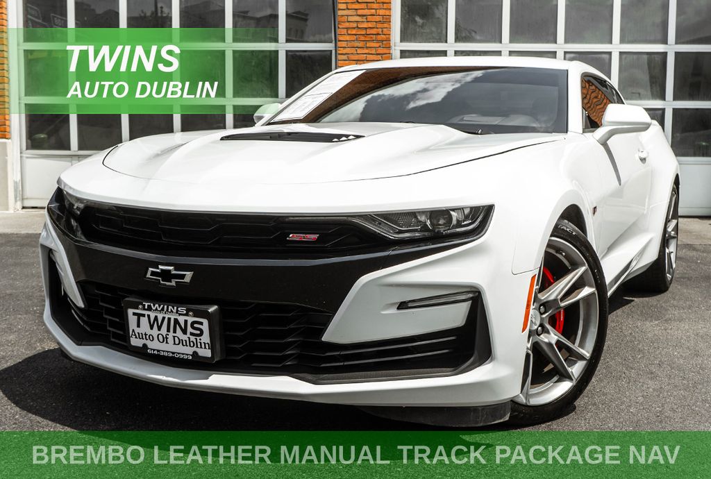 White 2019 Chevrolet Camaro Coupe Rear-Wheel Drive 6-Speed Manual