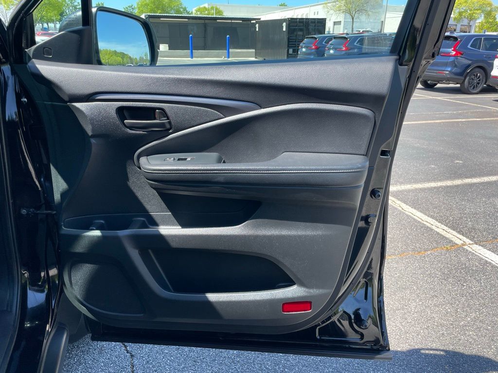 Thumbnail: 2023 Honda Passport - 30