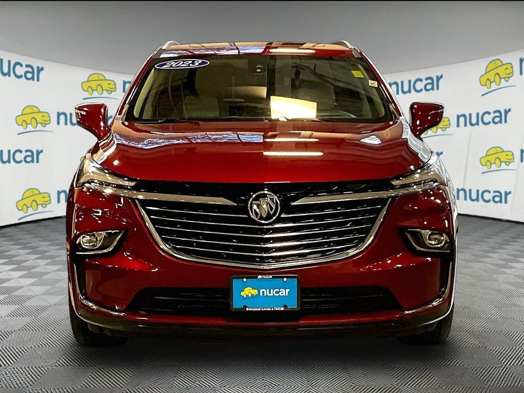 2023 Buick Enclave — photo 2
