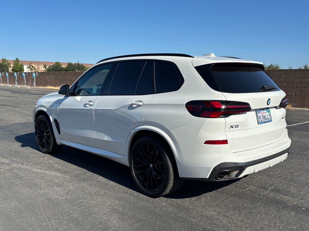 Thumbnail: 2024 BMW X5 - 7