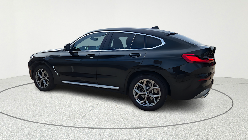 2023 BMW X4