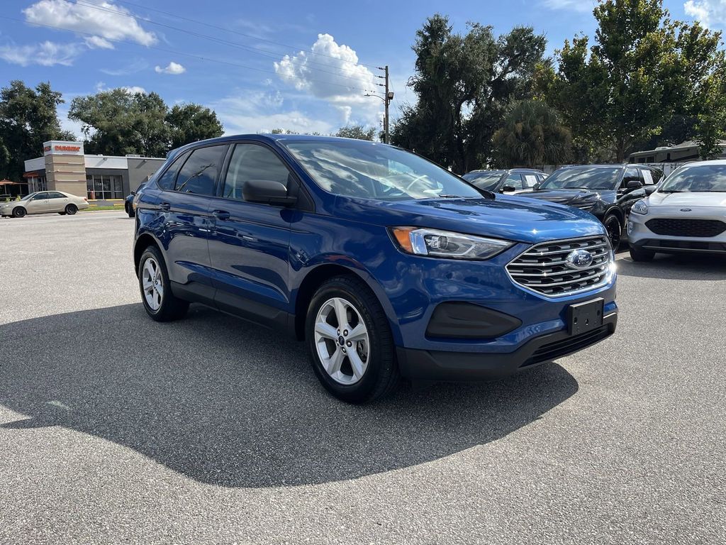 2020 Ford Edge SE 2