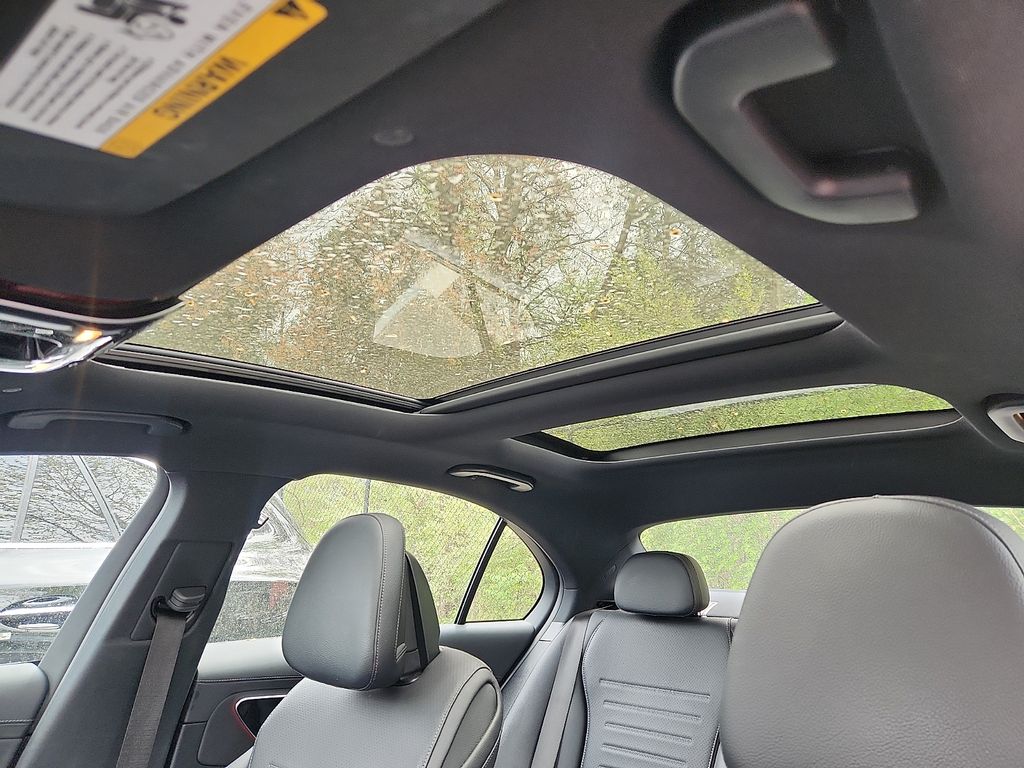 Thumbnail: 2023 Mercedes-Benz C-Class - 14