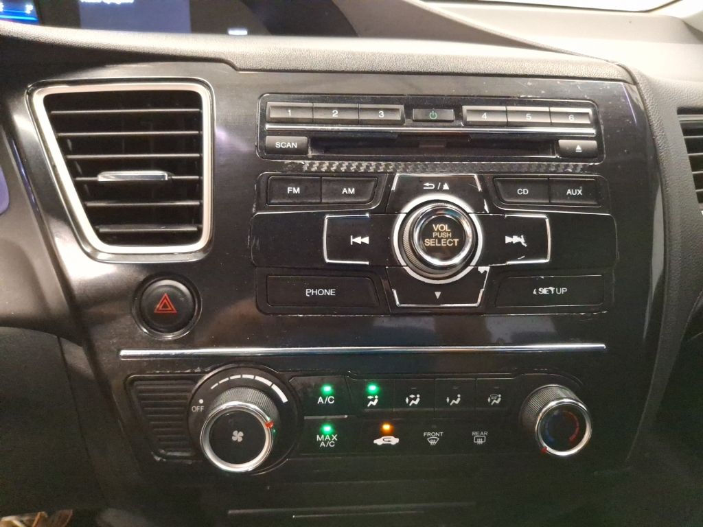 2013 Honda Civic LX - Photo 24