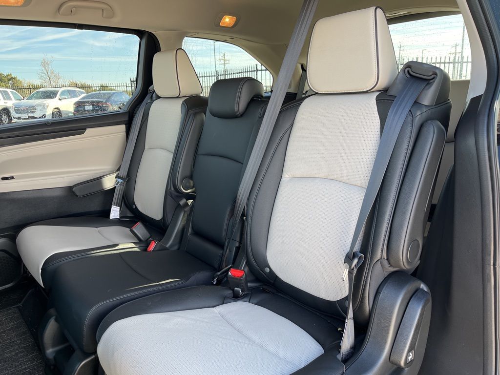 Thumbnail: 2026 Honda Odyssey - 28