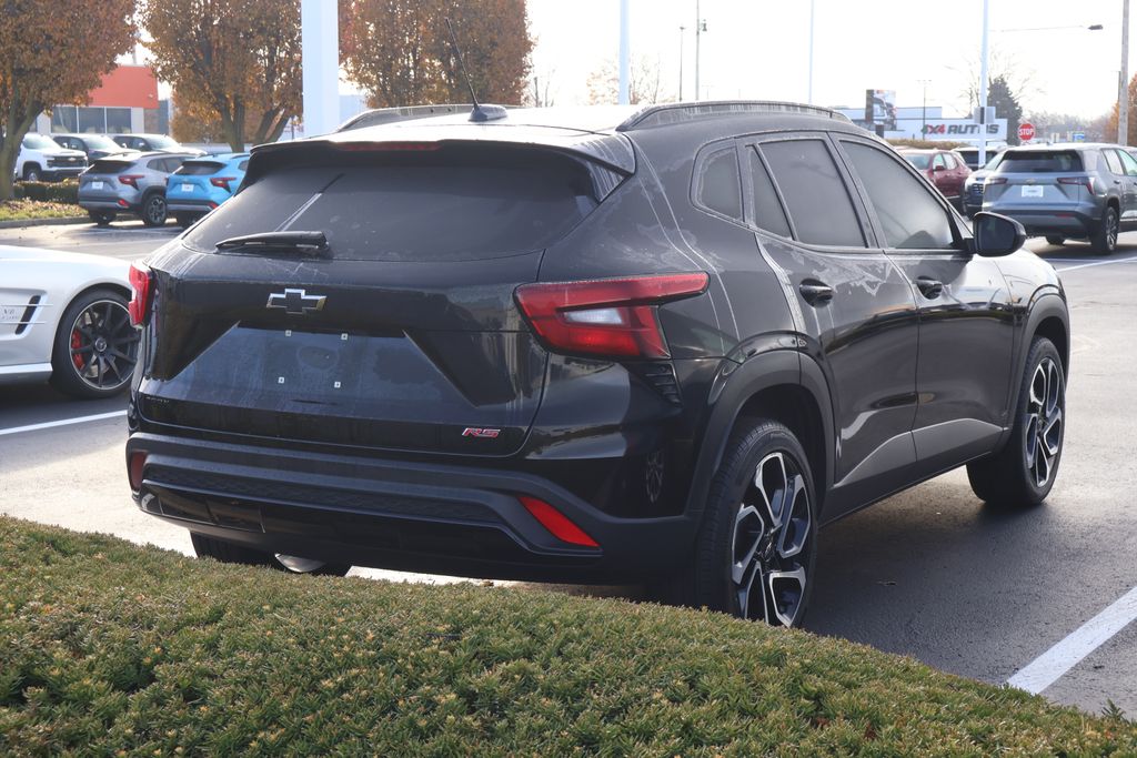 Thumbnail: 2024 Chevrolet Trax - 7